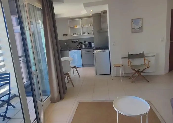 Cocoon 45 M With Balcony Near The * Arcachon