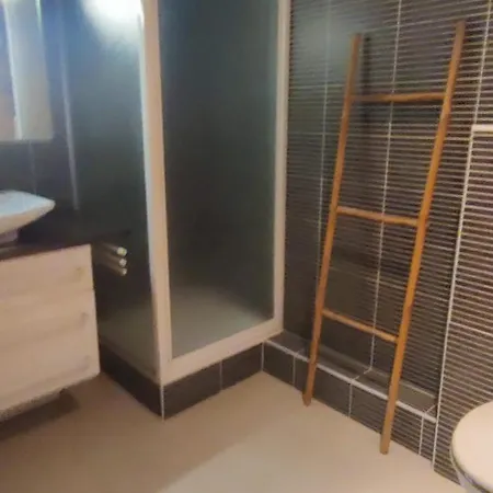 Cocoon 45 M With Balcony Near The